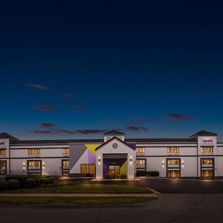 Spark By Hilton Wichita East Luaran gambar